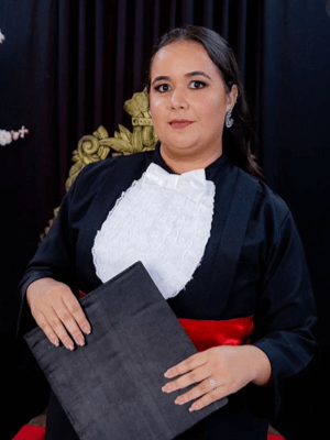 Dra. Gabriela Loiola - Ferreira da Ponte & Associados